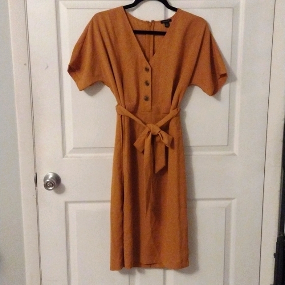 Ann Taylor factory dress - Picture 2 of 3